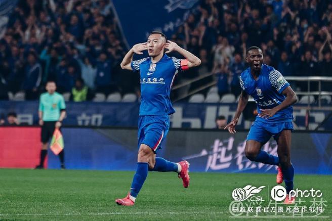 申花客场获胜河南:米内罗一传两射,吴曦建功 申花客场获胜河南:米内罗一传两射,吴曦建功