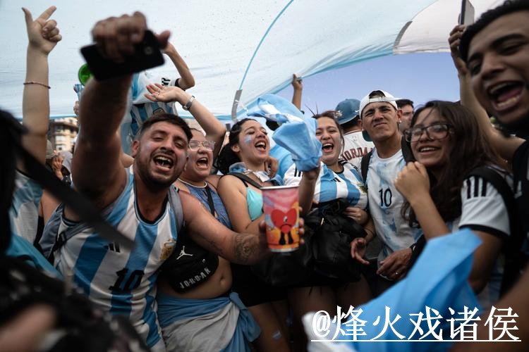 美加墨世界杯大小球盘口变化解析，临场变化和滚球盘口参考